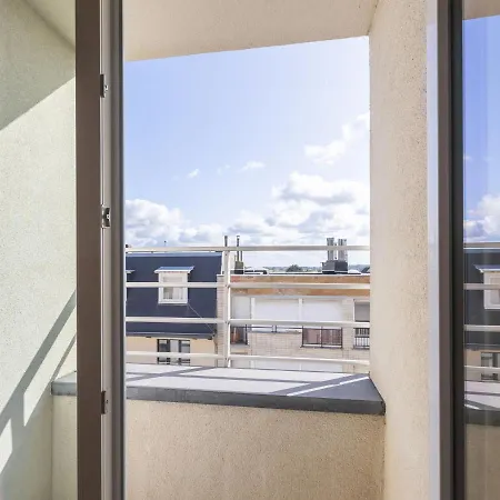 Apartment Charming Near The